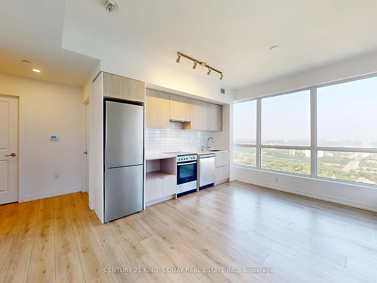 395 Bloor St E #4710 — Photo 13