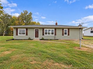 13065 N Bradford Road NE, Palmyra, IN 47164