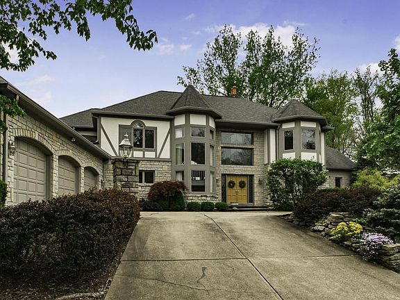 3rd image of 10279 Wellington Blvd