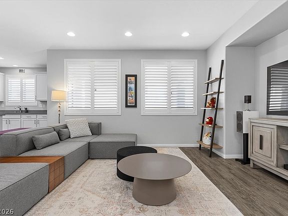 3rd image of 9008 Misty Leaf Ave
