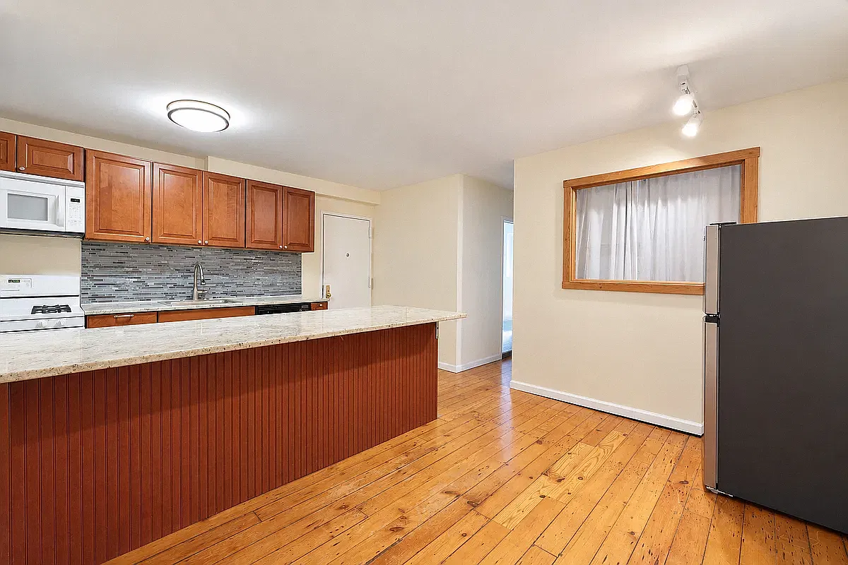 87 Wyckoff Street — Photo 4