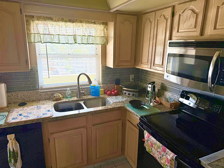 Granite Countertops with updated appliances