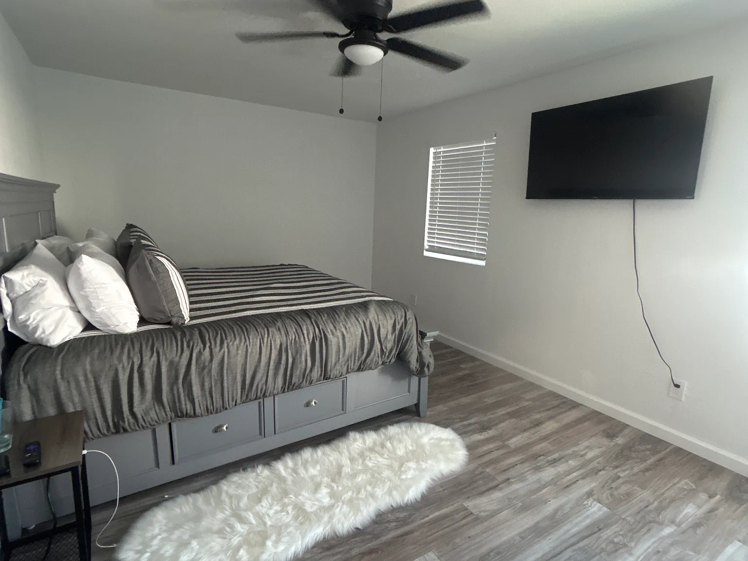 2 bed, 1.5 bath, 1218 sqft, $2,250 — Photo 2