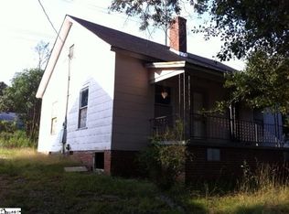 30 W 8th St, Greenville, SC 29611