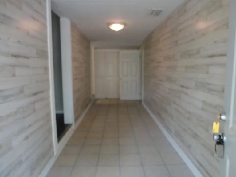 1334 NE 1st Ave — Photo 2