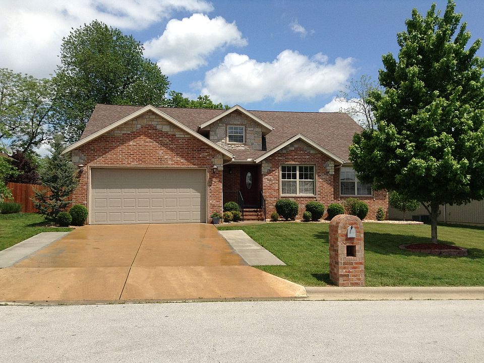 664 Greer Ave.