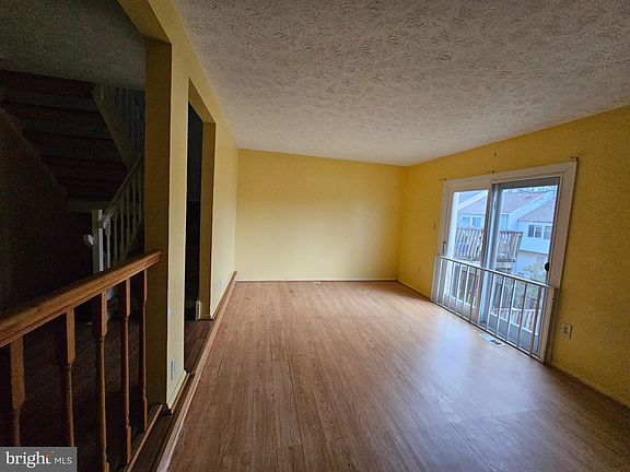5th image of 19045 Partridge Wood Dr