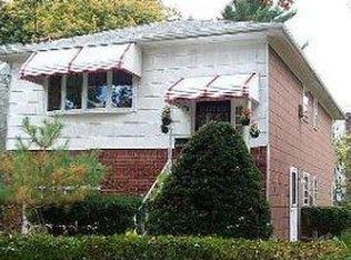 378 Lenox Ave, Uniondale, NY 11553