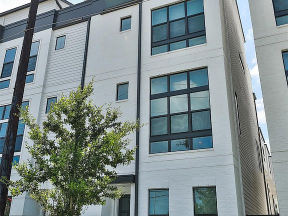 4th image of 1108 Ennis St