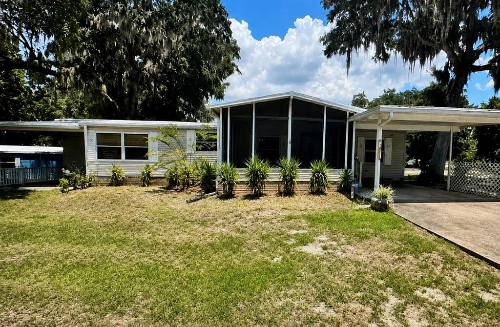 3 bed, 2.0 bath, 1512 sqft, $1,500 — Photo 1