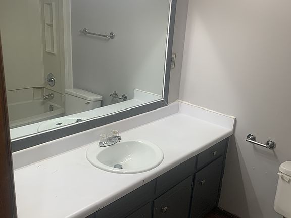 5th image of 4167 Jami Ln