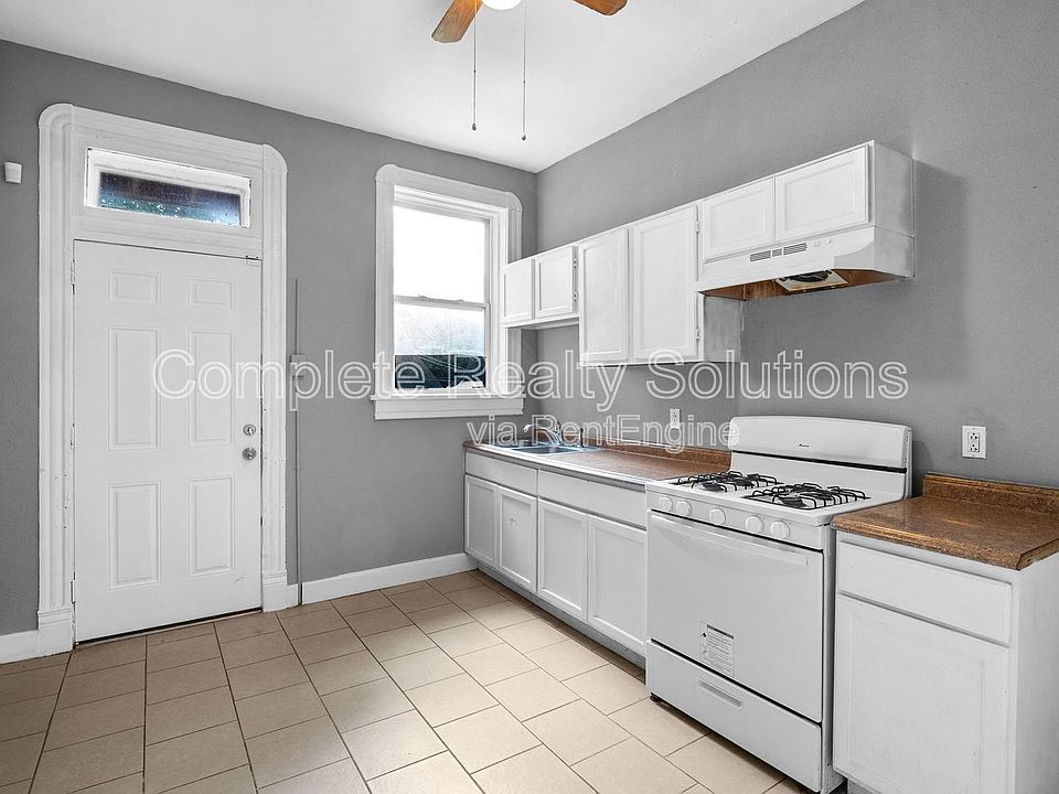 1st image of 5132 Kensington Ave #2