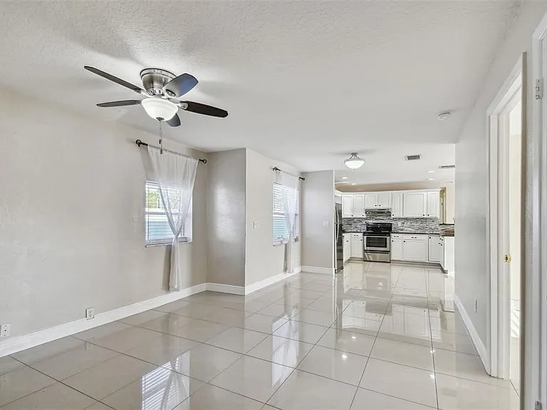 12252 Eldon Dr — Photo 39