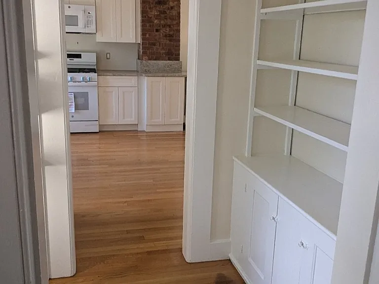 88 Harrison St — Photo 4