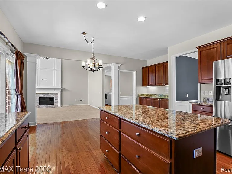 1248 Lasalle Rd — Photo 34