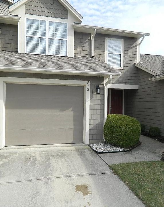 1st image of 815 Cobblestone Dr #815