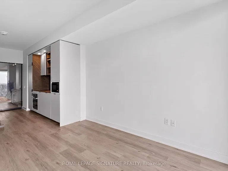 55 Charles St E #4303 — Photo 17