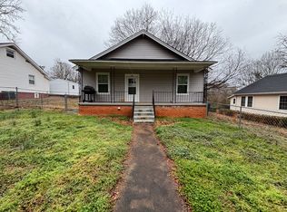 36 Circle St, Travelers Rest, SC 29690