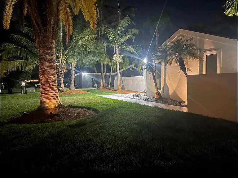 15230 SW 154th Ave — Photo 6