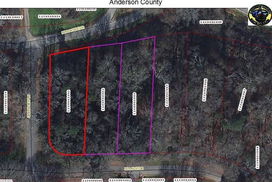 2nd image of 104 Hillside Dr
