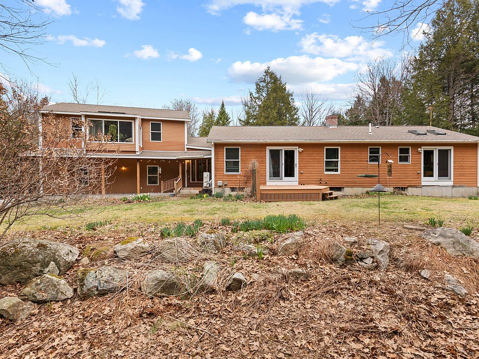 1st image of 25 Jeffrey Woods Road