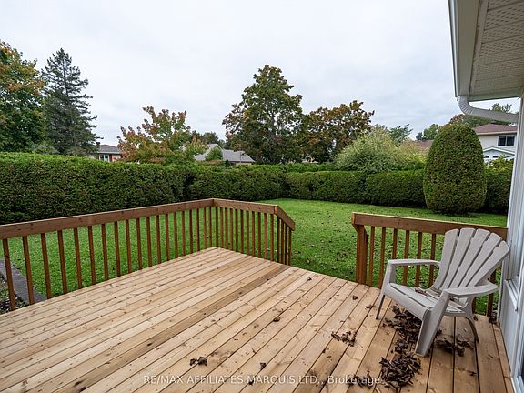 4th image of 1519 Stephen St