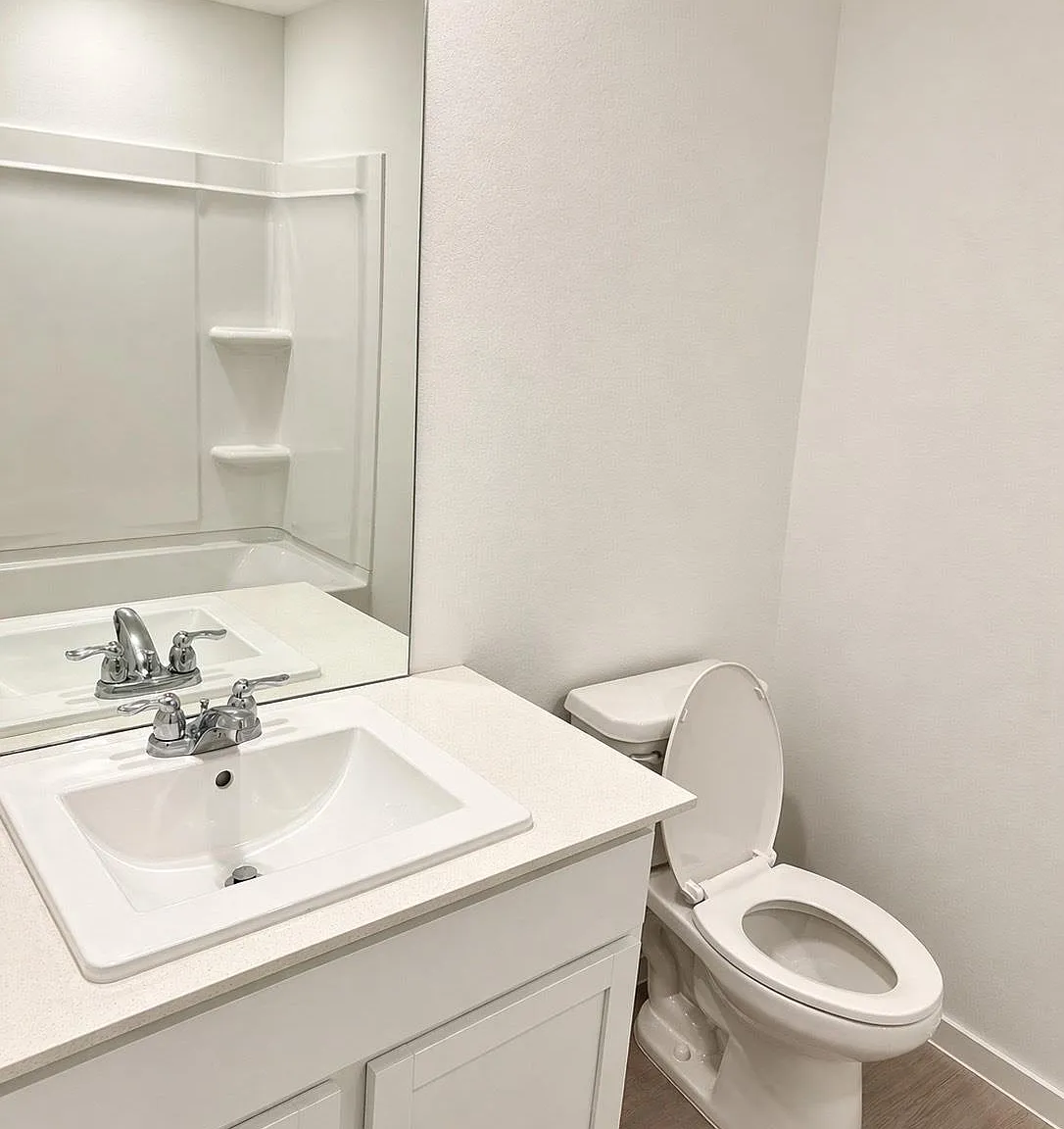 4 bed, 2.0 bath, 1680 sqft, $1,850 — Photo 2