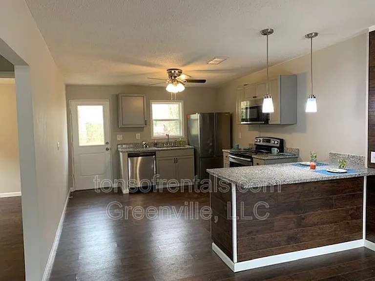39 N Haven Dr — Photo 2