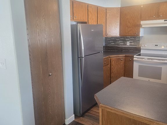 3rd image of 6935 W Timberline St