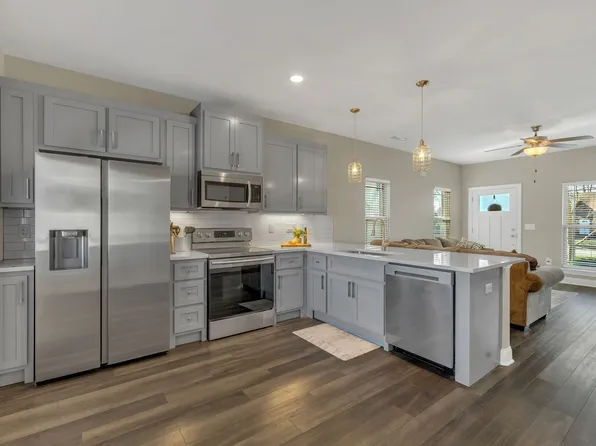 555 Gresham Ln #2D, Murfreesboro, TN 37128