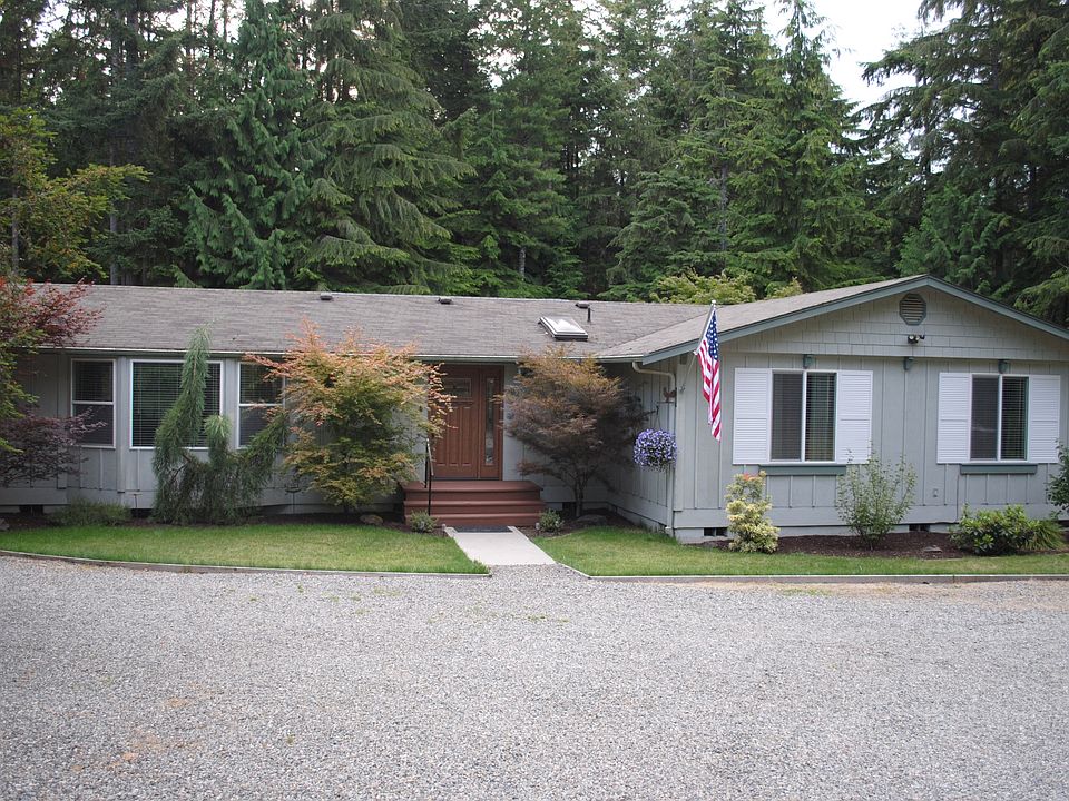 1st image of 26623 Sanderling Pl NE