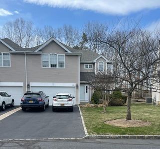 101 Sunflower Ridge Road, South Setauket, NY, 11720