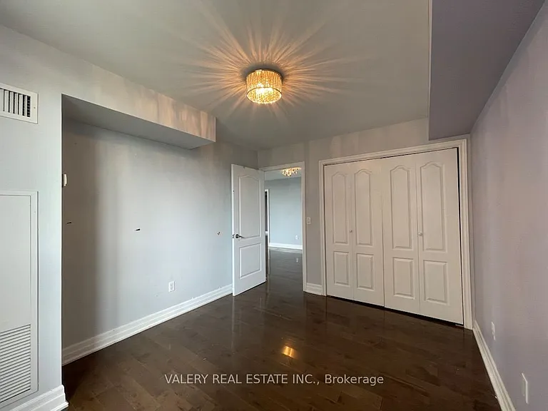 1140 Parkwest Pl #610 — Photo 9