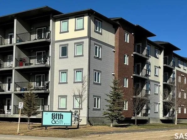 820 5th Street NE #204, Weyburn, SK S4H 2V2