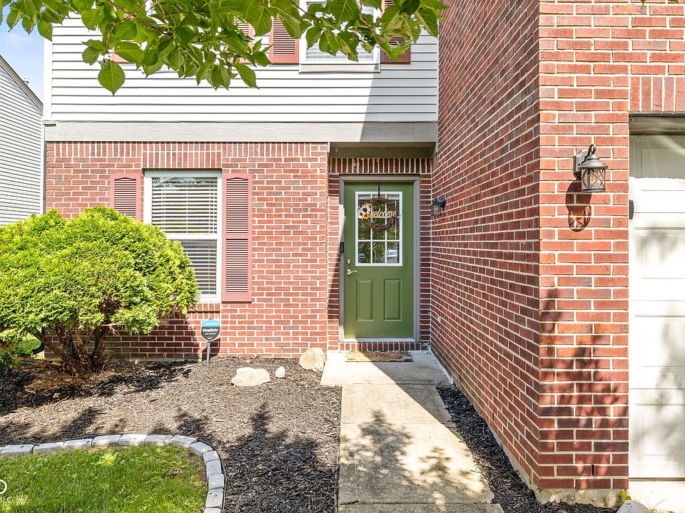 1st image of 5687 N Jamestown Dr