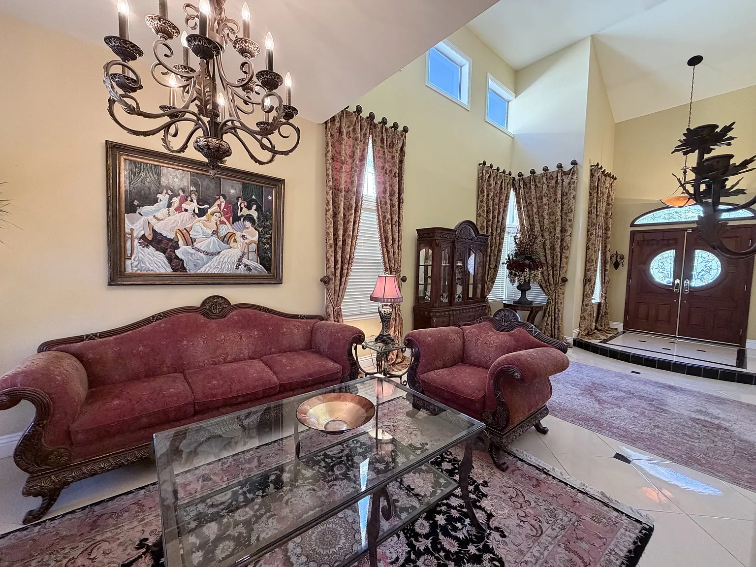 4 bed, 2496 sqft, $6,000 — Photo 4