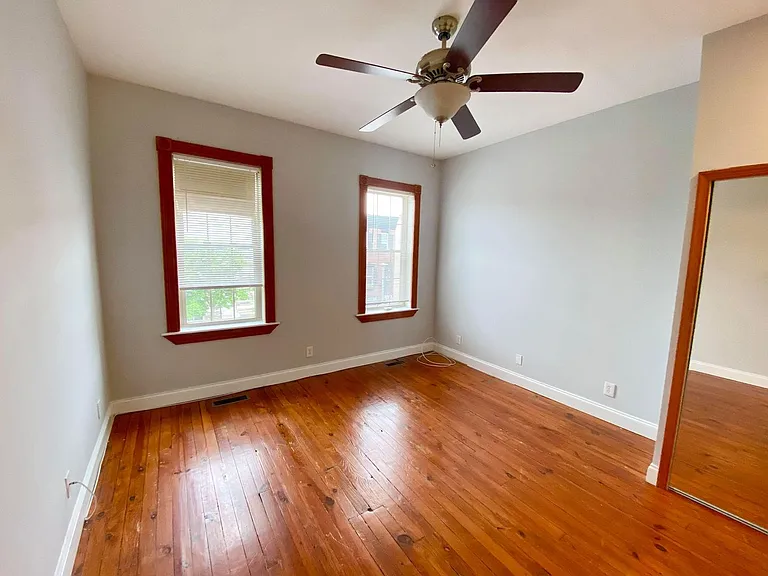 106 S Bouldin St — Photo 12