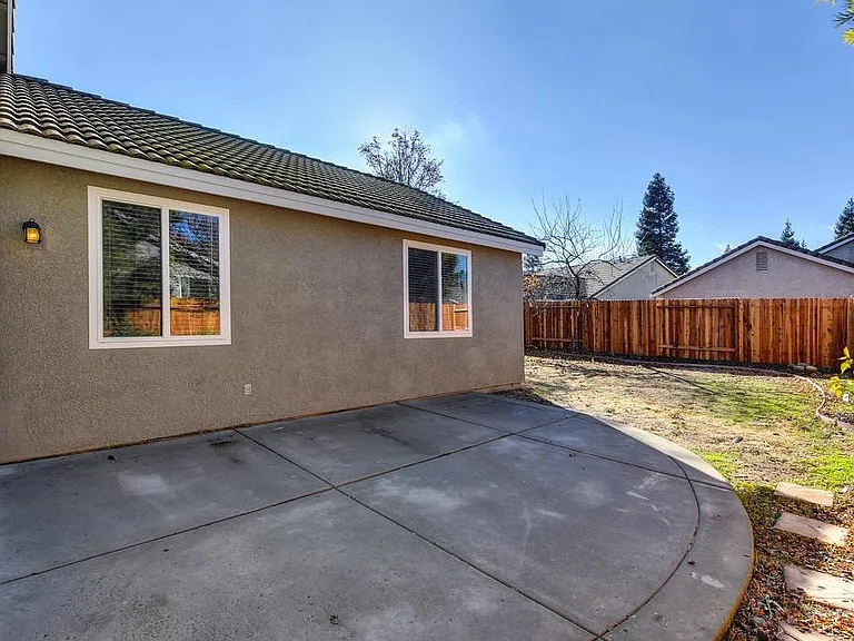 3625 Poppy Hill Way — Photo 6