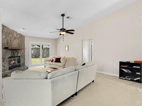 3rd image of 7746 Rushmore Ct