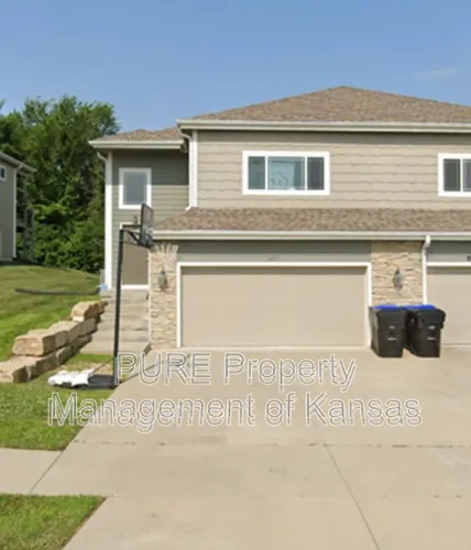 4425 SE Gemstone Ln Photo 1