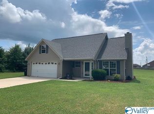 104 Smith Rd, Harvest, AL 35749