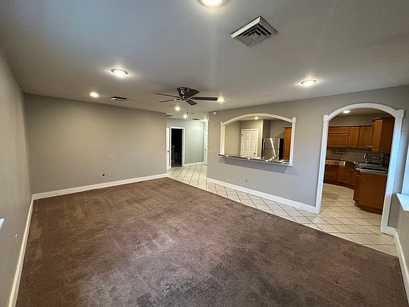 4th image of 130 Alcoa St #A