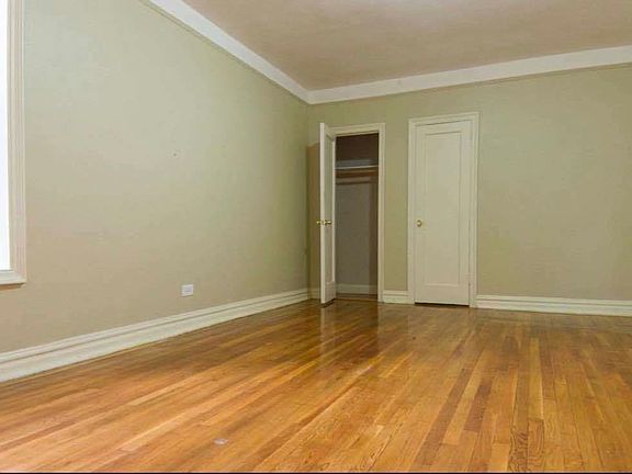 4th image of 200 E 18th St APT 3F