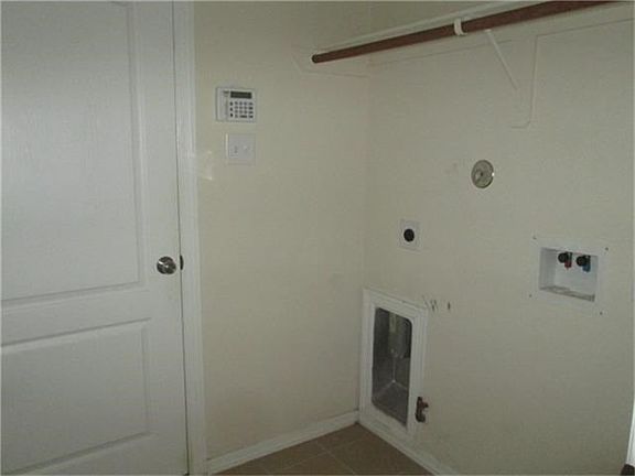 3rd image of 7319 Casita Dr