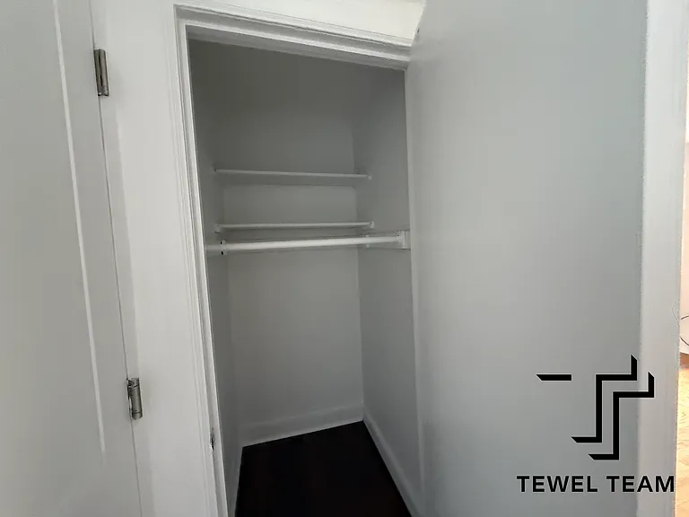 313 W 78th St #5F — Photo 3