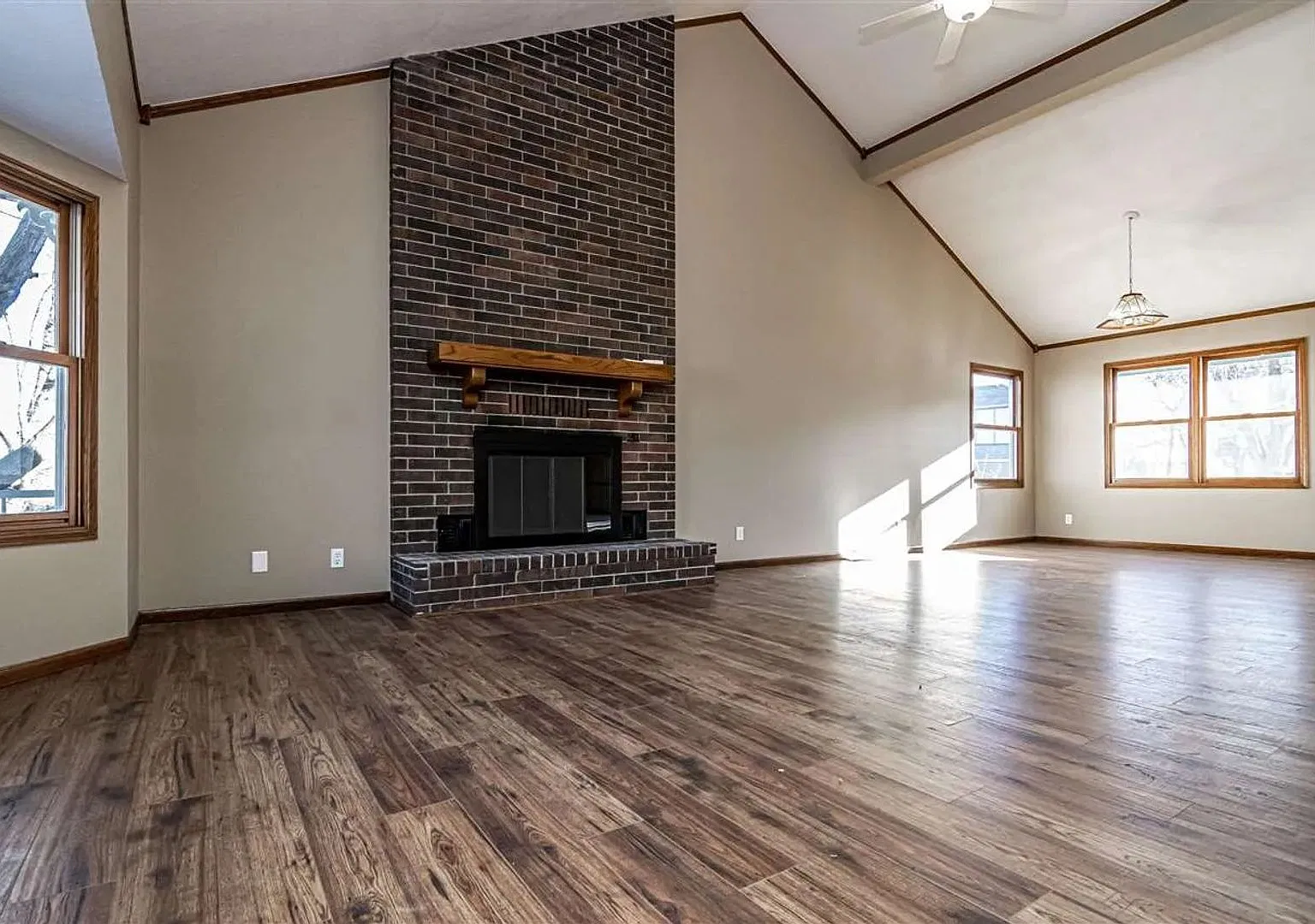 Spacious Home with Finished Basement & Fenced Backyard — Photo 2