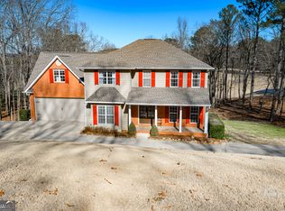 355 Golf View Dr, Cohutta, GA 30710