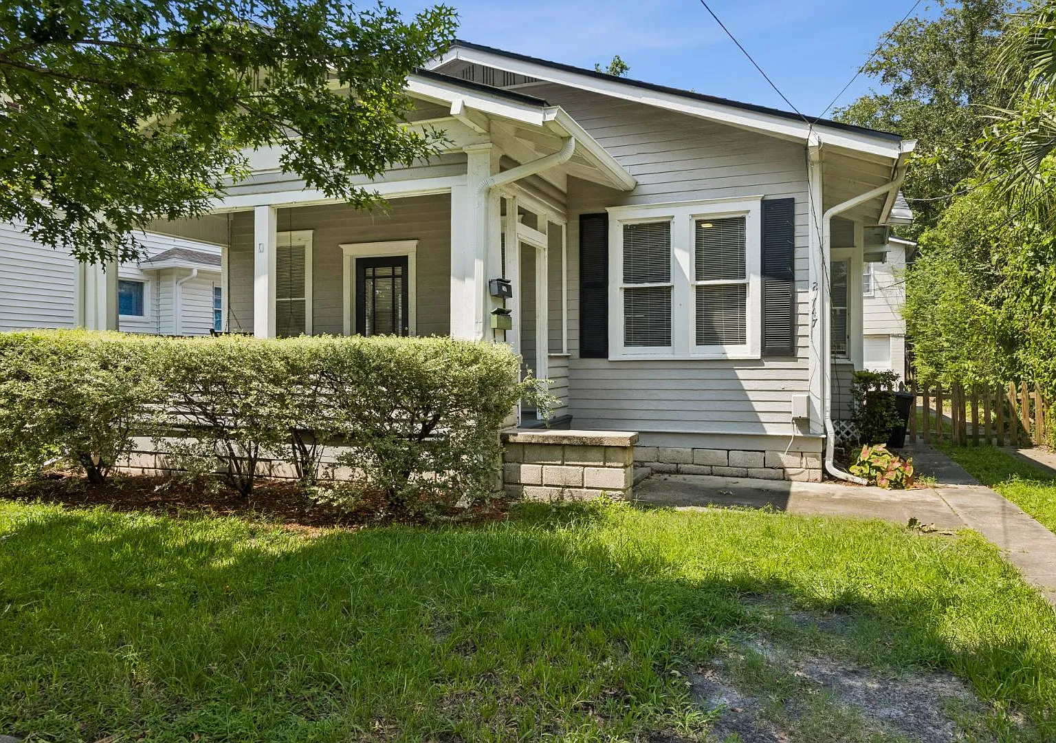 2747 Forbes St — Photo 1
