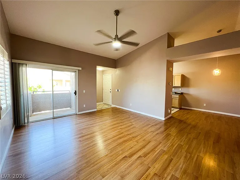 2100 Quarry Ridge St #207 — Photo 25