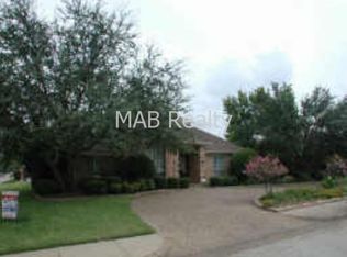 4066 Villa Grove Dr, Dallas, TX 75287